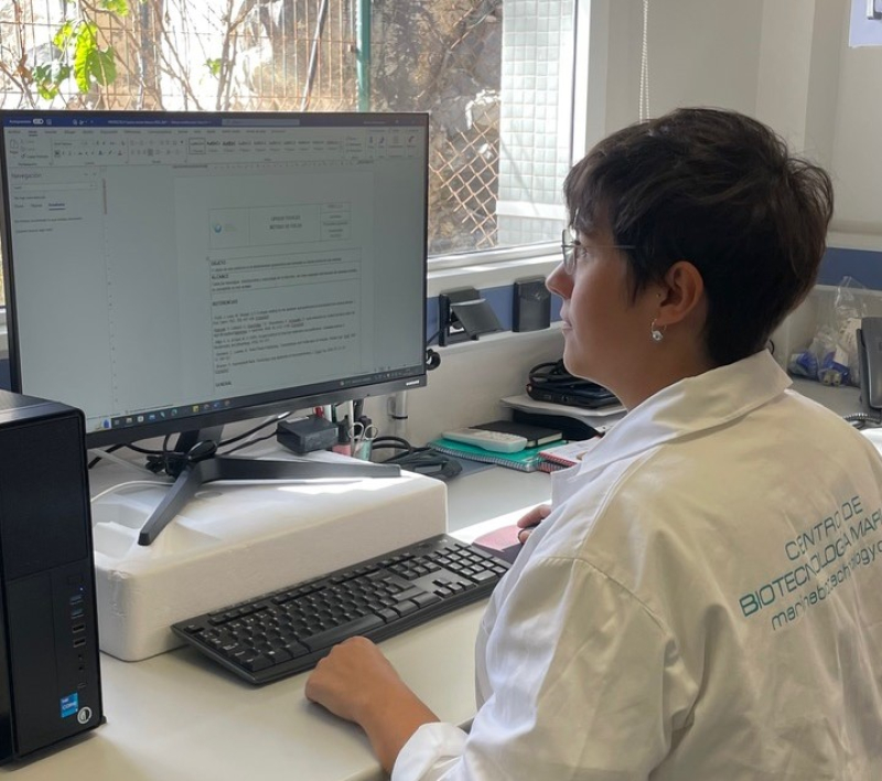 Tamara Anah&iacute; Terceras Aguer Brilla en Investigaci&oacute;n de Microalgas durante Investigo 2022